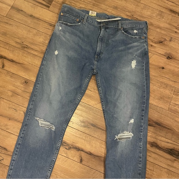 🤠Levi’s Slim Taper 40x32 Jeans🤠 - Picture 2 of 5